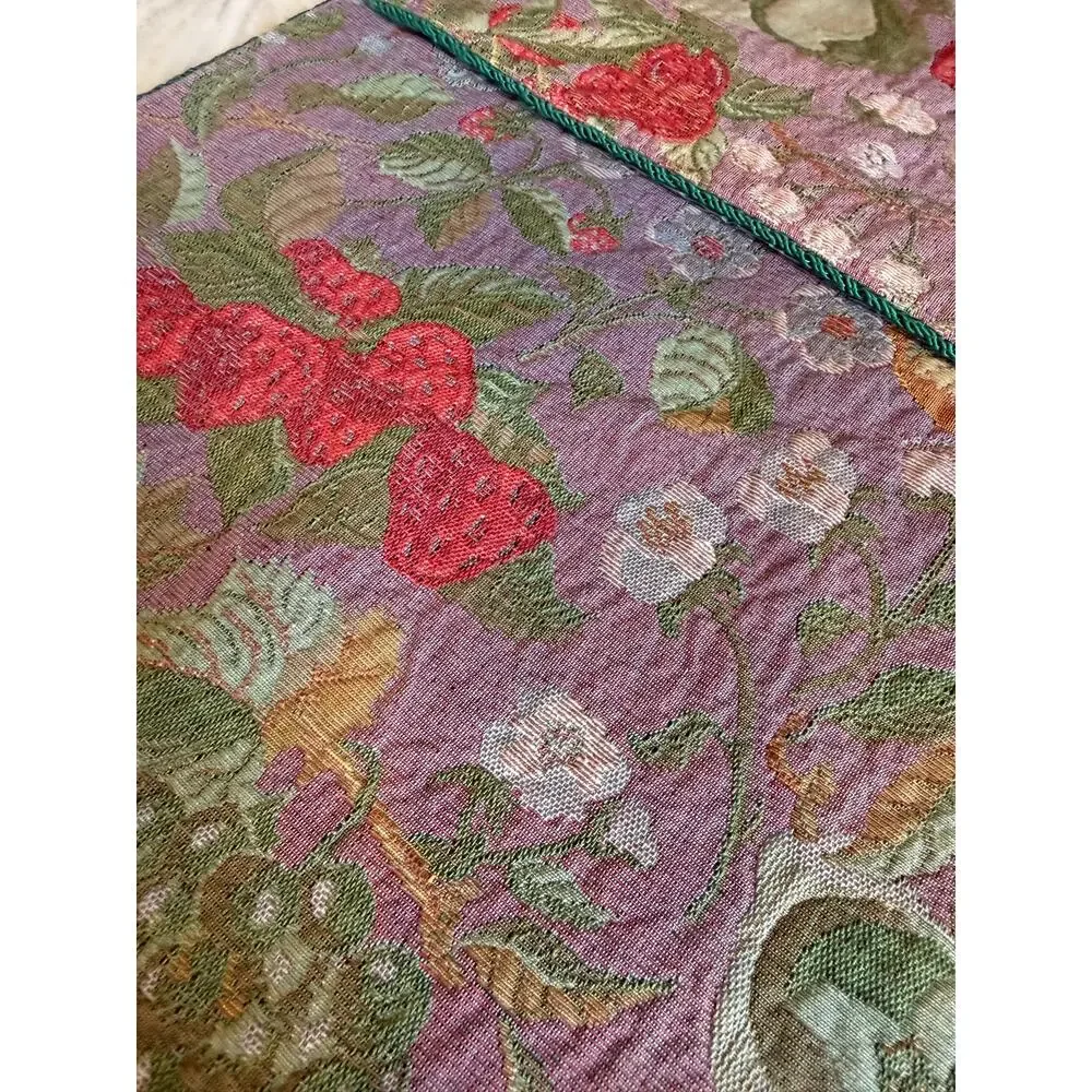 Renaissance Woven Art listed corded